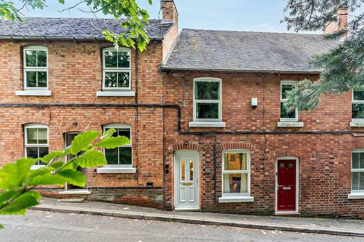 Log cabin for 4 people, with Garden in Ashbourne