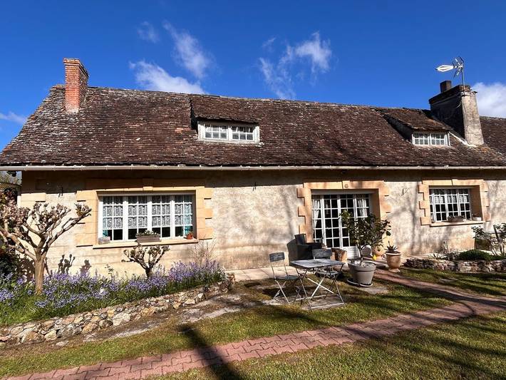 Location de vacances pour 4 personnes, avec jardin à Saint-Géraud-de-Corps