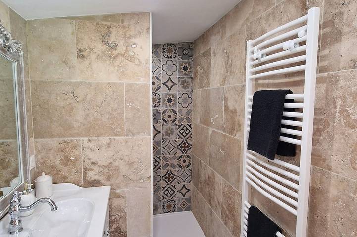 Gîte pour 4 personnes, avec jardin et piscine à Ortiporio - 4