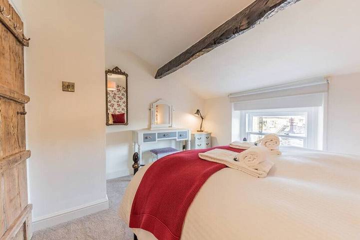 Gorgeous Georgian family friendly property, central Kirkby Lonsdale with parking and Ev charger in Kirkby Lonsdale, Yorkshire Dales National Park