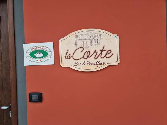 Location de vacances pour 3 personnes, avec balcon et vue à Candiolo