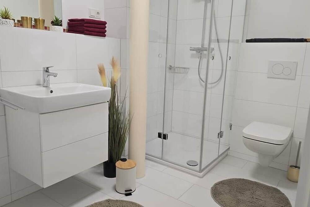 Ganze Wohnung, 60qm Exklusiv I Erdgeschoss | Parkplatz | Terrasse in Dülken, Viersen