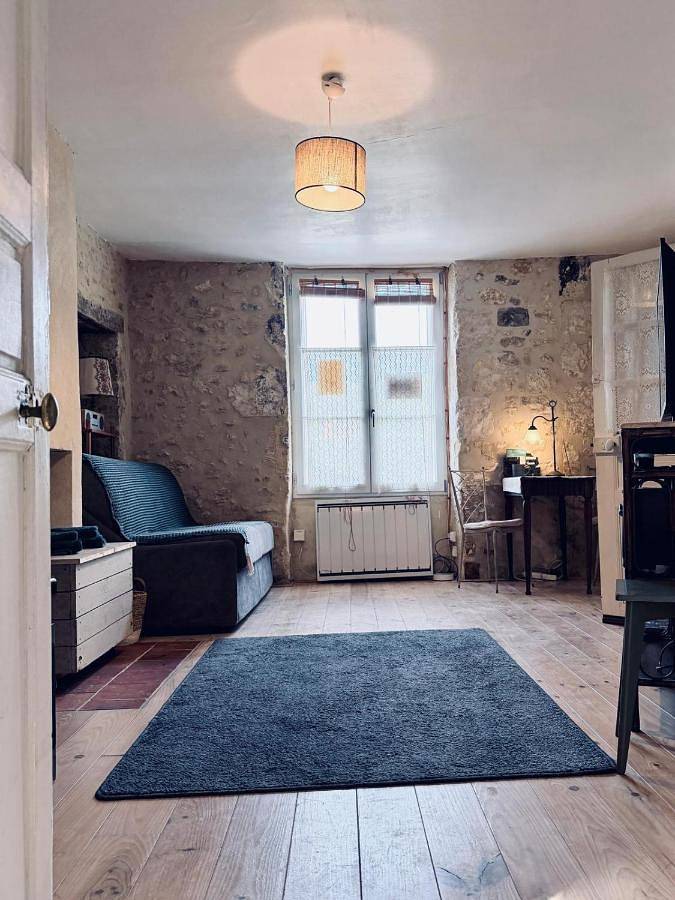 Gîte pour 3 personnes, avec terrasse à Bellême - 2