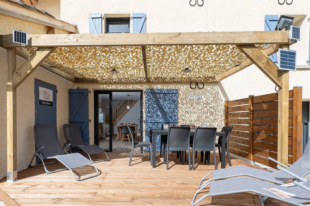 Plaines-provence Spa & Sauna La Blache in Champtercier, Alpes-de-Haute-Provence