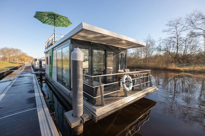 Ferienhaus für 4 Personen, mit Seeblick und Terrasse sowie Sauna, mit Haustier in Bad Bederkesa - 2