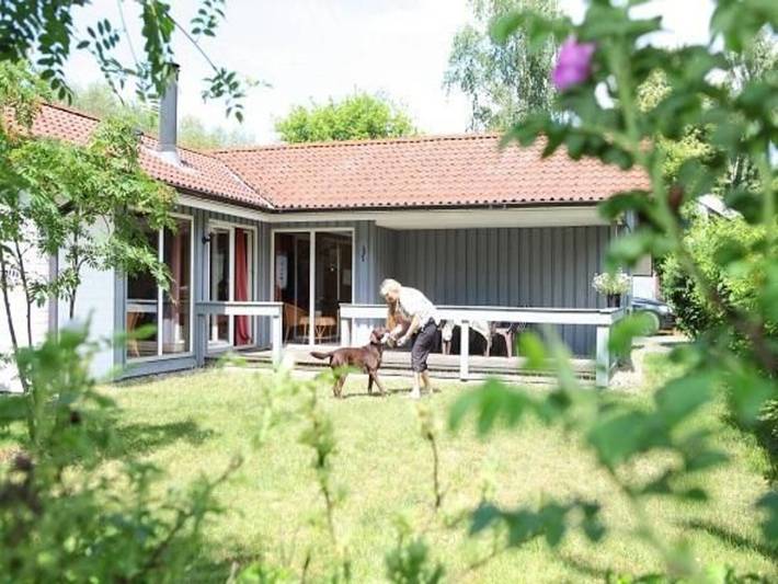 Ferienhaus für 4 Personen, mit Terrasse und Garten sowie Pool und Sauna in Granzow