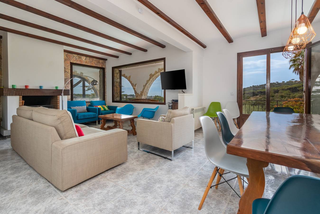 "Villa Amistad" con vistas a la montaña, piscina privada y Wi-Fi in Sant Feliu de Guíxols, Costa Brava