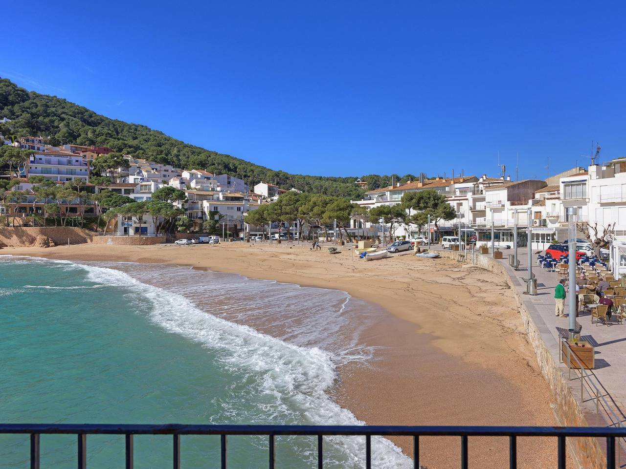 Entire apartment, Aigua Dolça 1-apartamento en la primera línea de mar-Tamariu-Costa Brava in Aigua Xelida, Tamariu