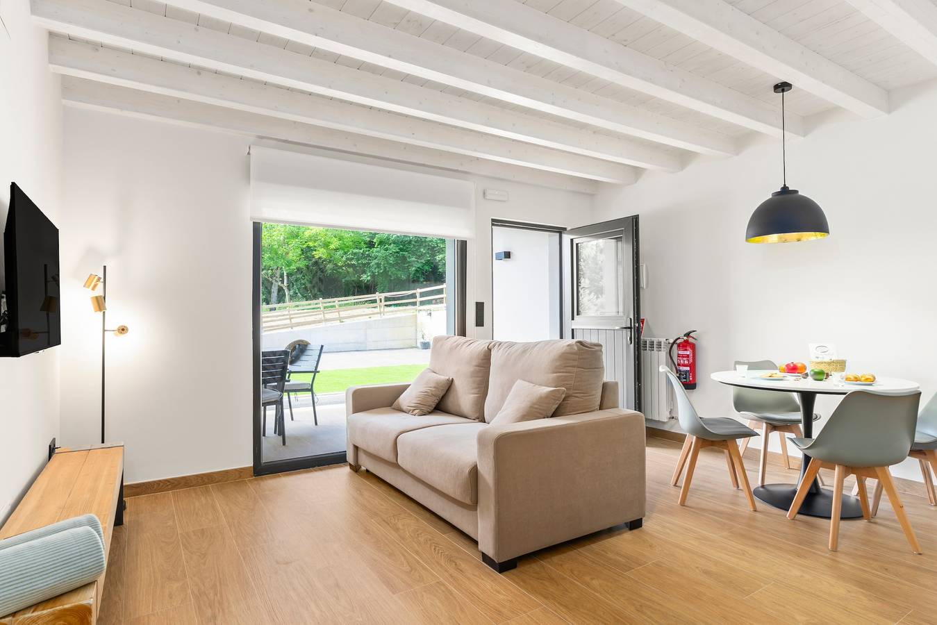 Ganze Wohnung, Modernes Apartment mit Bergblick, privater Terrasse und Wlan in Parres, Provincia de Asturias