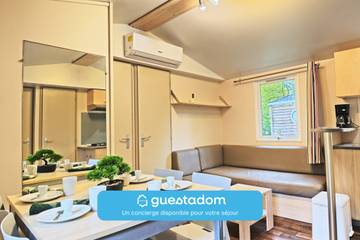 Bungalow pour 6 personnes, avec jardin ainsi que piscine et terrasse, adapté aux familles dans Essonne