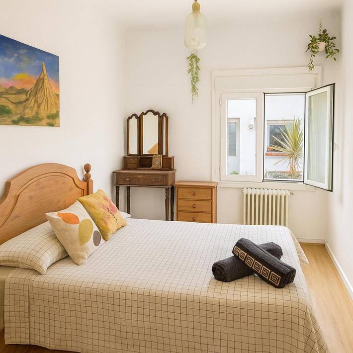 Casa rural para 8 personas, con terraza - 1