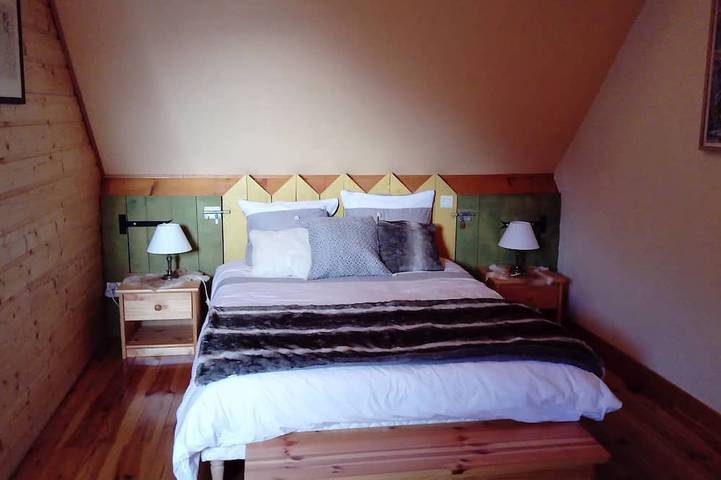 Gîte pour 8 personnes, avec jardin et terrasse, animaux acceptés à Sazos - 4