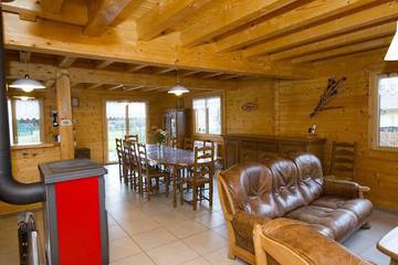 Maison De Vacances pour 11 Personnes dans Charézier, Jura, Photo 3