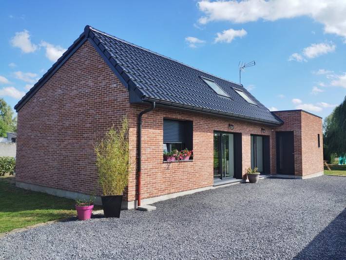 Gîte pour 5 personnes, avec Terrasse et Jardin dans Bersée
