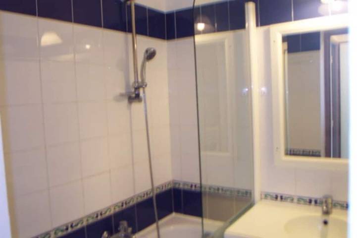 Gîte pour 4 personnes, avec balcon et piscine dans Plage des Sables Blancs (Douarnenez) - 3