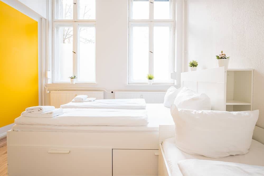 Ganze Wohnung, 2-Bedroom Apartment in Berlin-Pankow in Berlin Pankow, Berlin