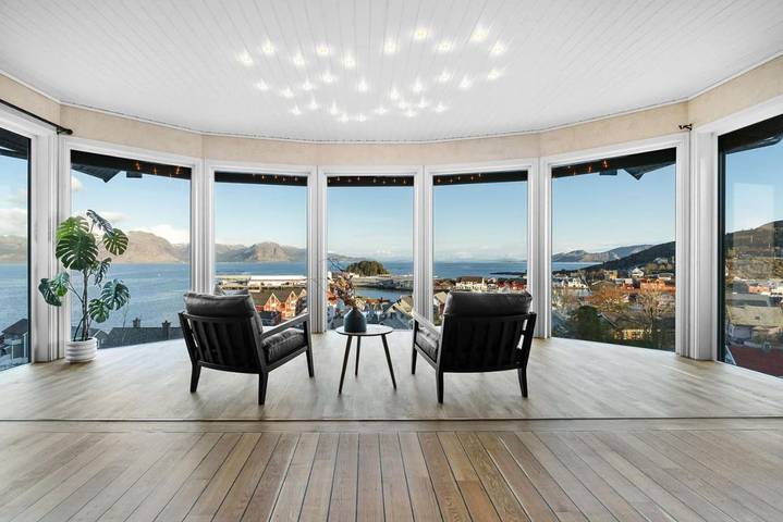 Ferienwohnung für 6 Personen, mit Ausblick und Terrasse sowie Garten - 1