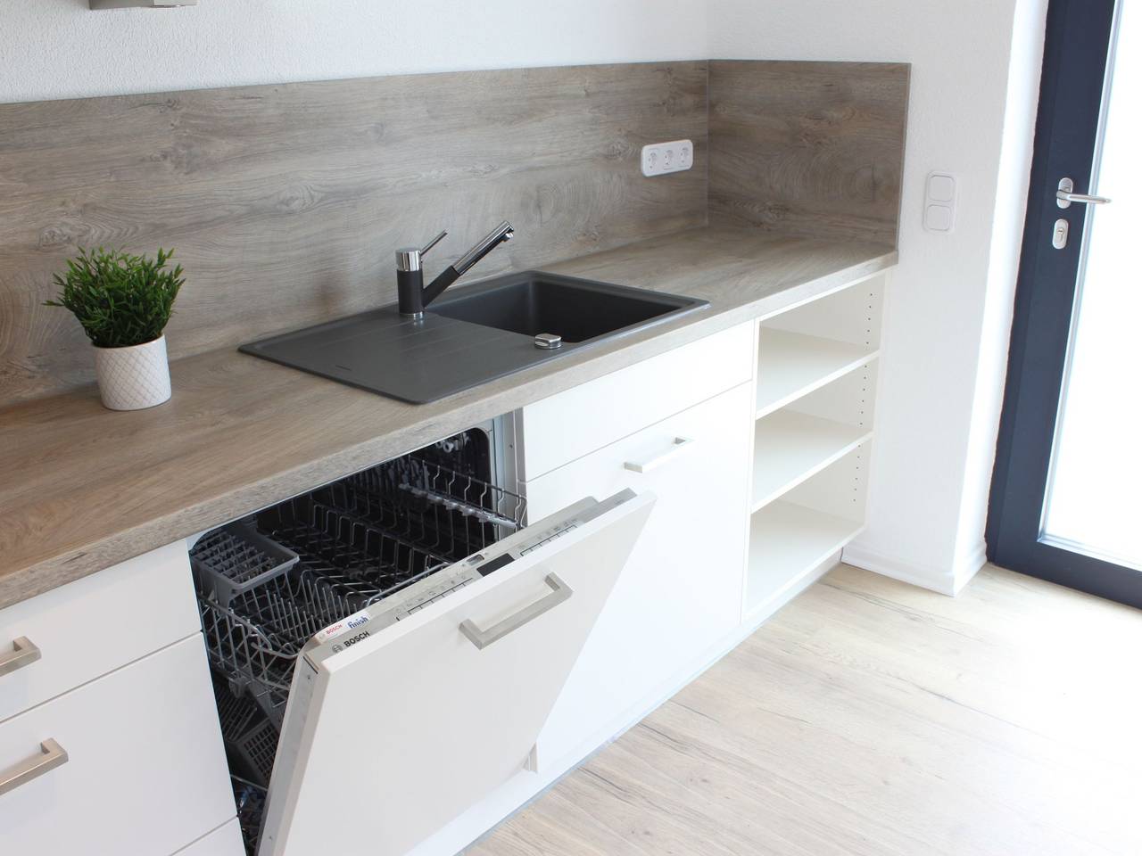 Ganze Wohnung, Ferienwohnung 3, 54 qm, 1 Schlafzimmer mit Doppelbett und 1 Schlafsofa, max. 4 Personen in Burladingen, Neckar-Alb