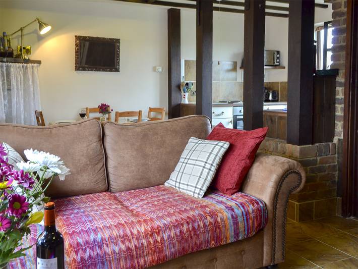 Apple Cottage - 27442 in Sedlescombe, East Sussex