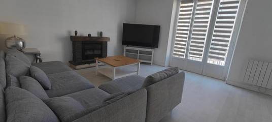 Gîte pour 6 personnes, avec balcon à Fougères
