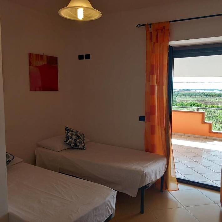 Gîte pour 7 personnes, avec terrasse, animaux acceptés dans Capaccio Paestum