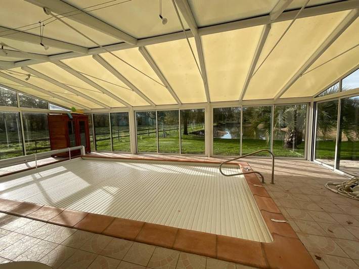 Gîte pour 9 personnes, avec terrasse et jardin ainsi que piscine et vue sur le lac, animaux acceptés à Héric - 3