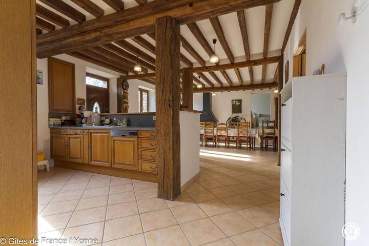 Location de vacances pour 10 personnes, avec Terrasse et Jardin dans Charny-Orée-de-Puisaye - 2