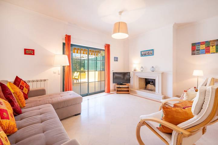 Apartamento de férias para 4 pessoas, com varanda em Carcavelos