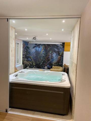 Gîte pour 4 personnes, avec balcon et jacuzzi à Chamalières