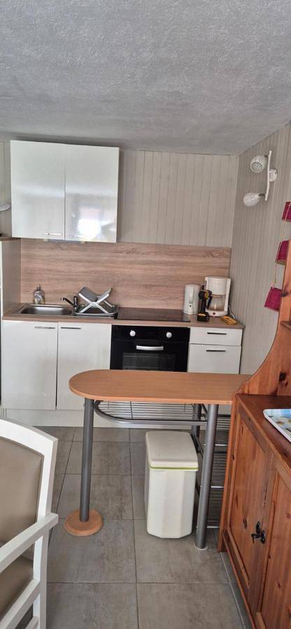 Gîte pour 2 personnes, avec vue et jardin à La Bâtie-Neuve - 4