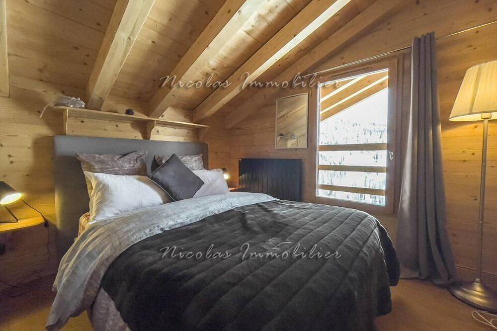 Luxurious Independent Mountain Chalet 12 pers in Isola 2000, Isola