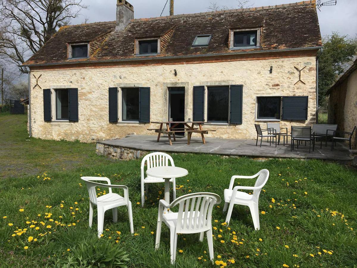 Four-Bedroom House in Avessé, Sarthe