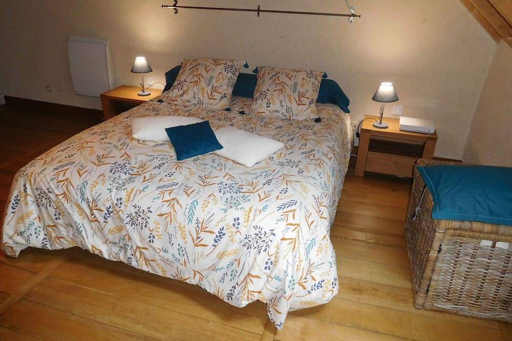 Renovated Independent Cottage with Forest Walks and Valley Views in Cohons, Haute-Marne