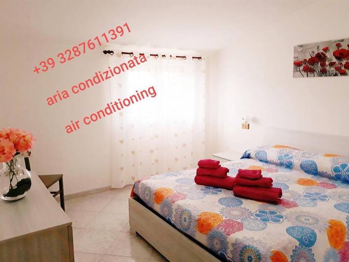 Gîte pour 8 personnes, avec Balcon ainsi que Terrasse et Vue à Bosa Marina - 2