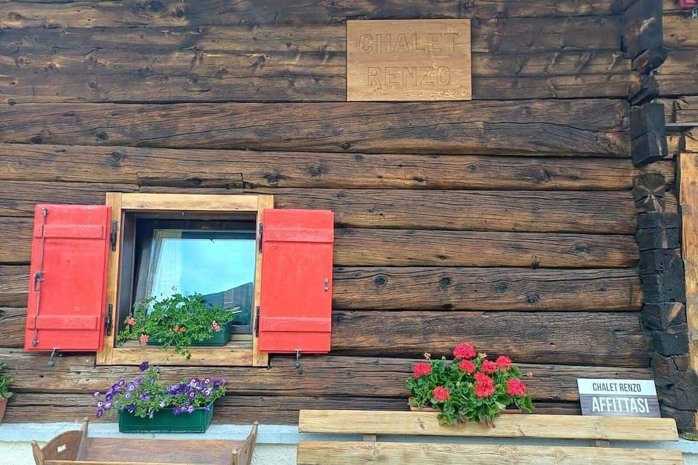 Chalet Renzo Livigno. Der Luxus der Stille in Livigno, Veltlin