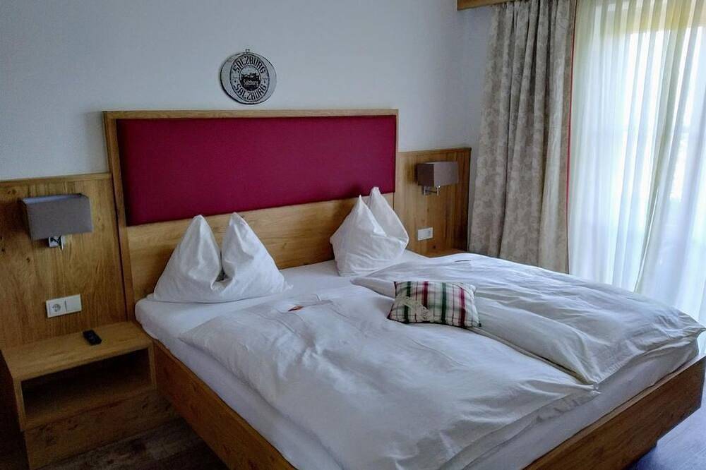 Helmhof, Pension - Habitación doble con ducha o Cuarto de baño in Salzburgo, Salzburg und Umgebung