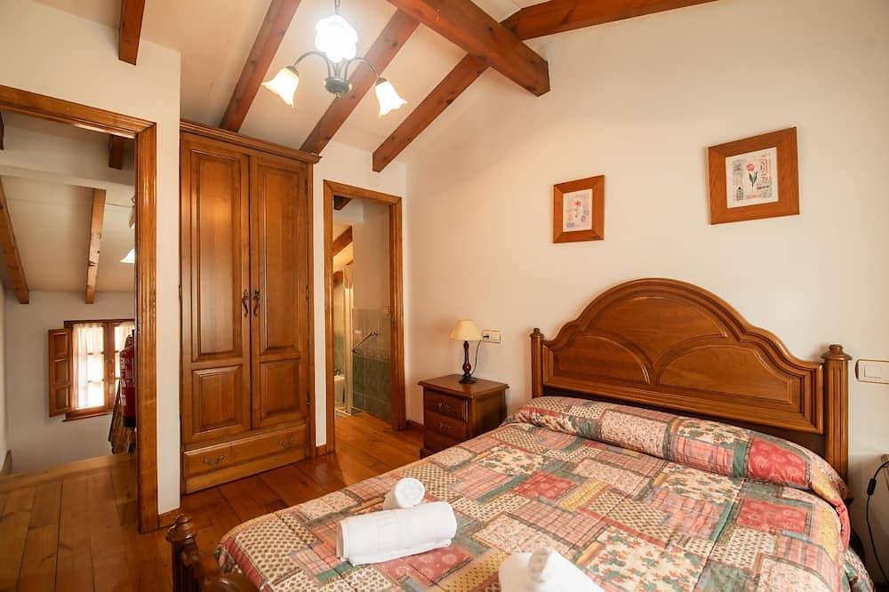 Casa con Jardín y Barbacoa en Llanes – Molinin in Llanes, Costa Verde