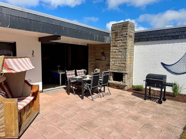 Ferienhaus für 4 Personen, mit Terrasse und Garten sowie Ausblick in Friesenstrand Tossens, Butjadingen