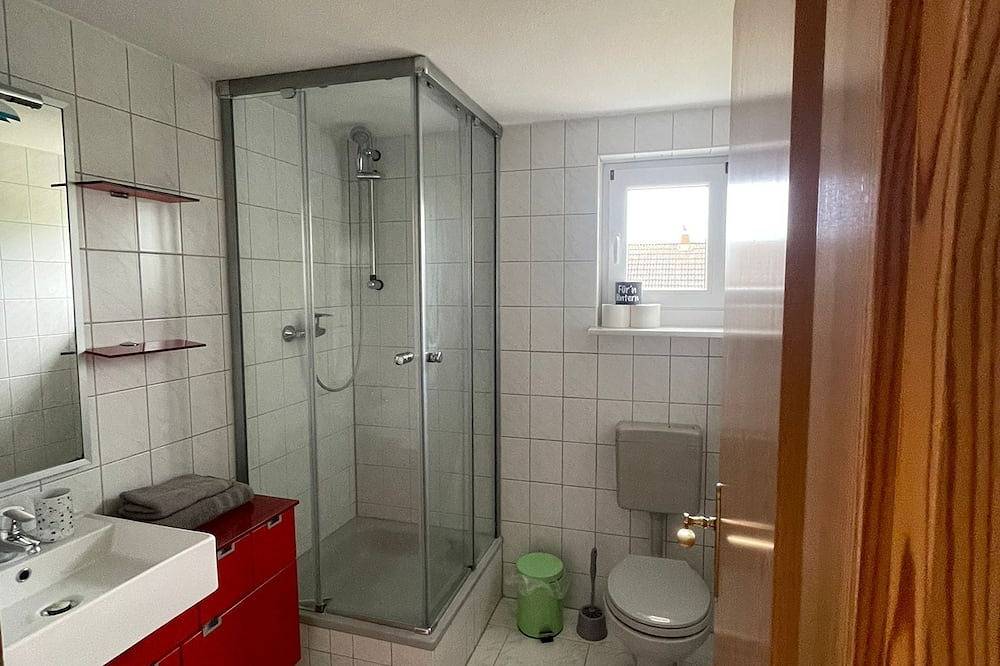 Ganze Wohnung, Rügen in Ländlicher Gegend Abseits der Touristen Gebiete in Trent, Rügen