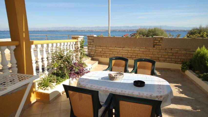 Ferienwohnung für 4 Personen, mit Terrasse