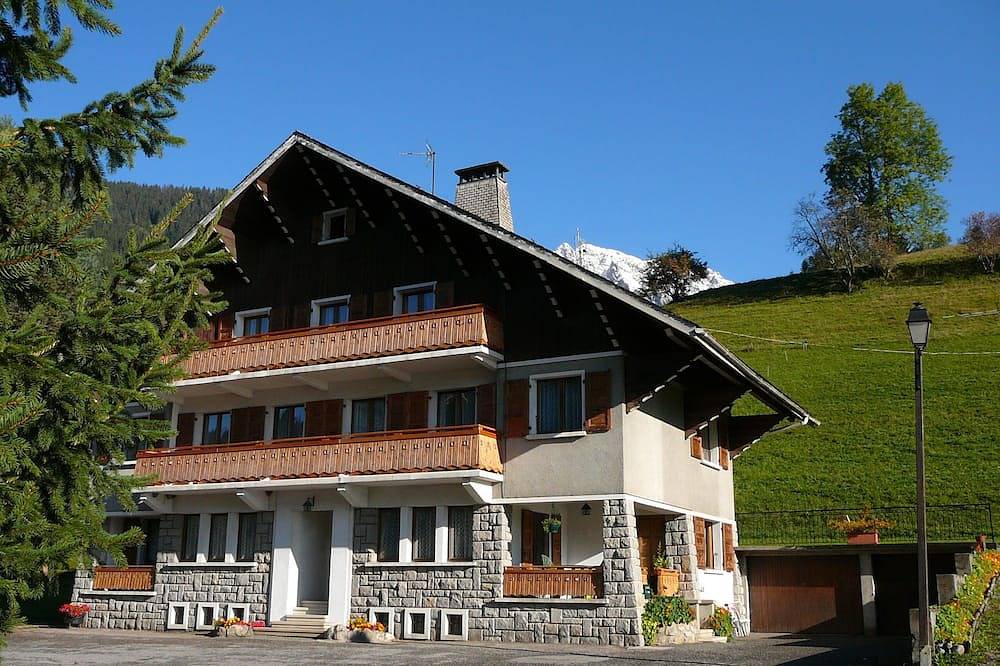 Appartement entier, De 2 à 10 pers, plusieurs appartements spacieux in La Chapelle-d'Abondance, Les Portes du Soleil