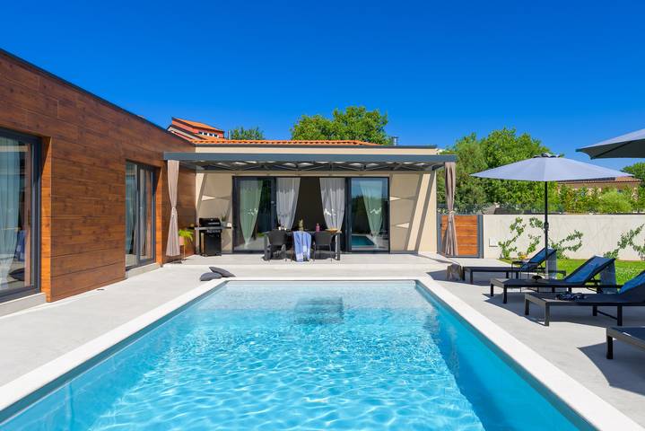 Villa für 8 Personen, mit Pool und Garten sowie Terrasse und Sauna, mit Haustier in Rovinj - 4