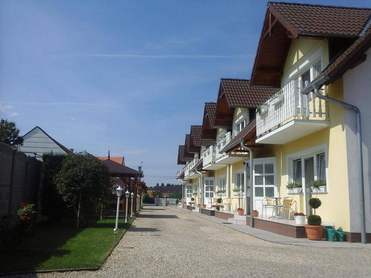 Ganze Wohnung, Petrovics Apartmanház 1 in Bük, Komitat Eisenburg