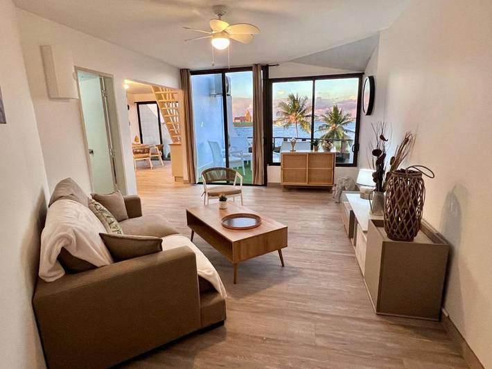 Location de vacances pour 2 personnes, avec balcon et vue, adapté aux familles dans Tahiti