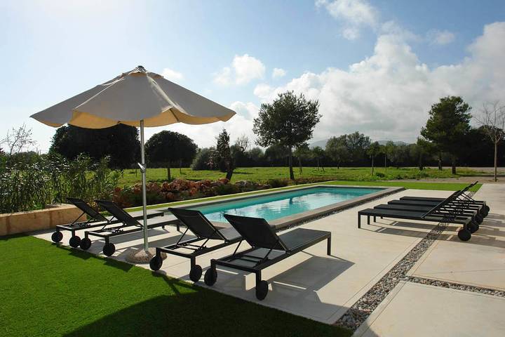 Finca für 8 Personen, mit Pool und Terrasse sowie Garten in Cala Mendia - 3