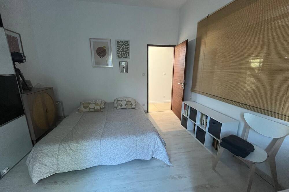 Contemporary villa with all comforts, perfect for family stays! in Marignane, Istres region