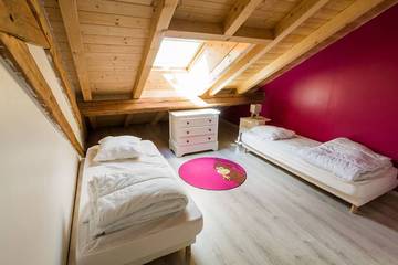 Ferme pour 14 Personnes dans Septmoncel, Parc naturel régional du Haut-Jura, Photo 4