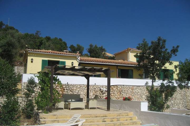 Διαμερίσματα διακοπών για 10 άτομα, με κήπο, με κατοικίδια ζώα στον Άγιο Νικόλαο Ζακύνθου