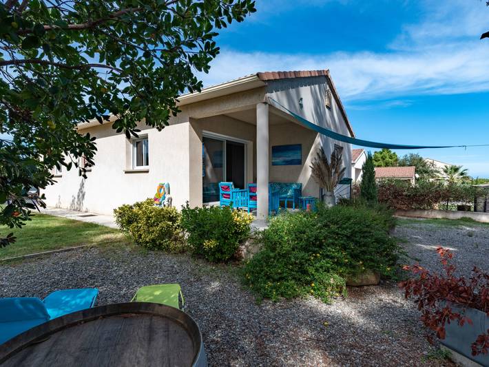 Location de vacances pour 6 personnes, avec Terrasse et Jardin à Cervione