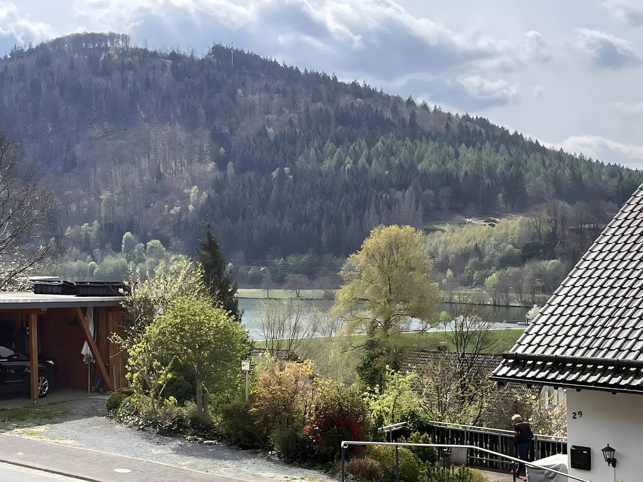 Geheel appartement, Appartement Michaela Winterberg met uitzicht op het meer, privéterras en wifi in Niedersfeld, Upland